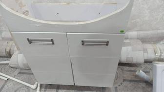 Продам раковину со шкафом для ванной