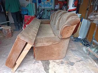 срочно продам диван