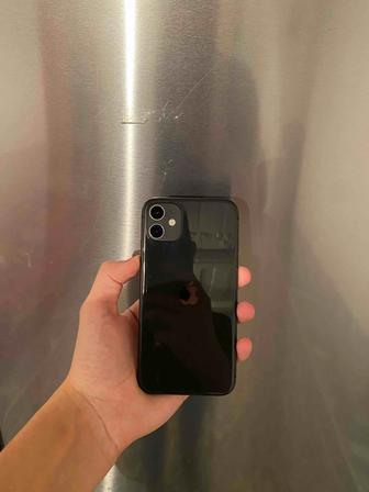Продам срочно iPhone 11 64GB