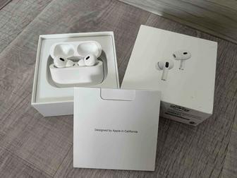 Наушники Apple AirPods Pro 2 with Lightning/Wireless Charging белый