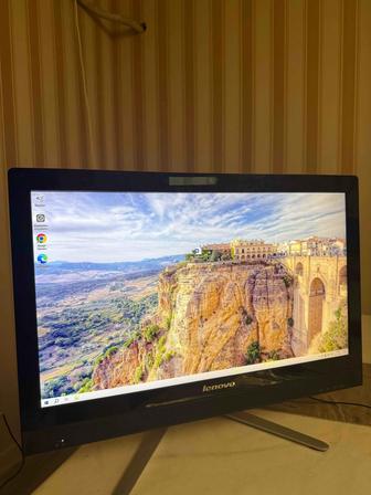 Продам Lenovo C560 23 моноблок