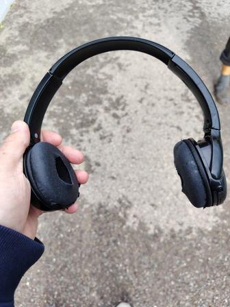 Наушники Sony