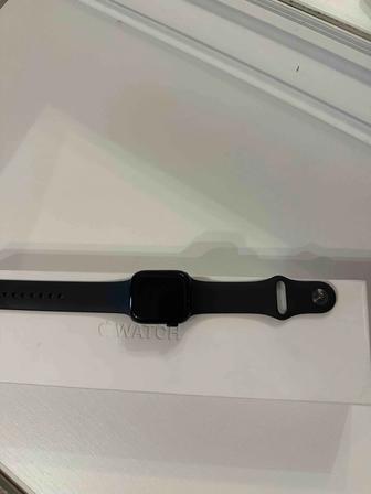 Продаю Apple Watch серия 7