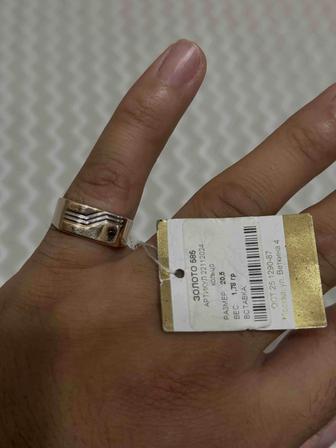 Продам мужскую печатку золото
