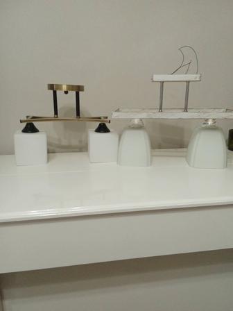 Продам 2 небольшие люстры