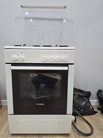 Продам газовую плиту бош