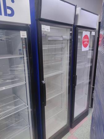 Однодверный витринный холодильник