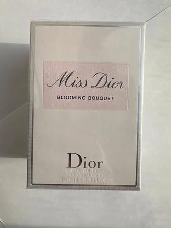 Miss Dior Blooming Bouquet, туалетная вода 100 мл