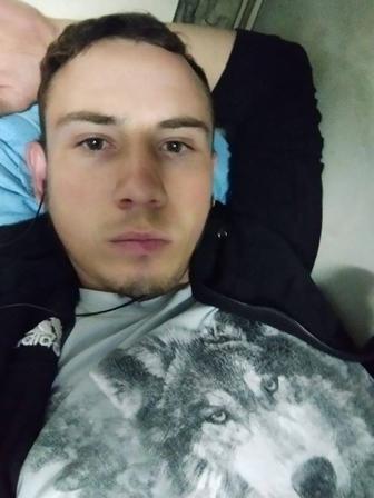 Предлагаю свои услуги электрика сантехника слесаря а также многие Другие ус