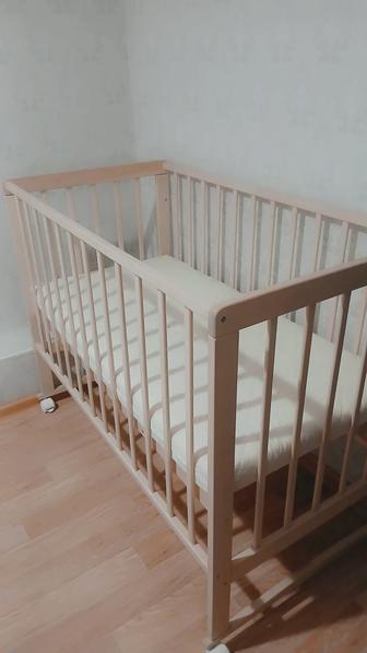 Кроватка детская