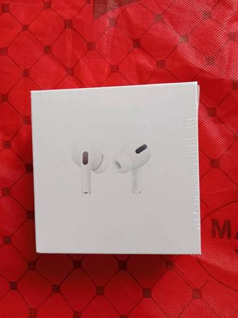 Продам новые наушники Apple Airpods pro