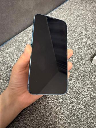 Продам IPHONE 13