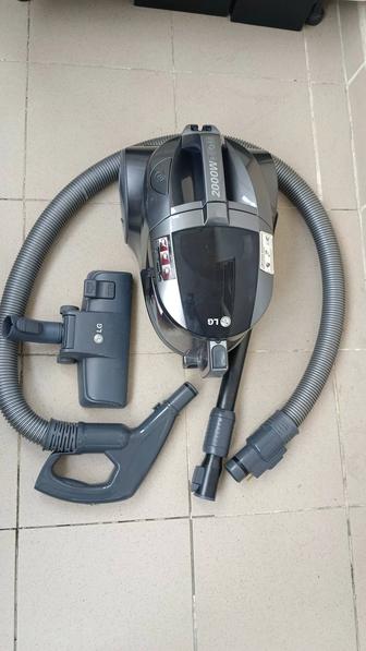 Пылесос LG 2000w
