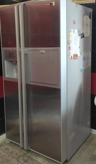 Очень большой холодильник LG