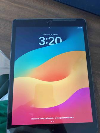 iPad планшет 8 поколение