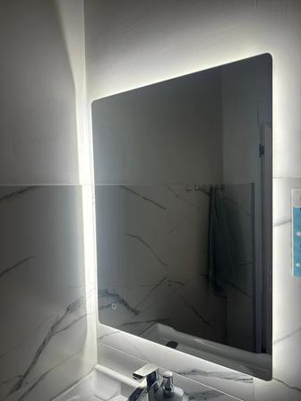 Срочно продам зеркало для ванной
