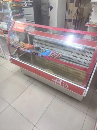 Витрина холодильник