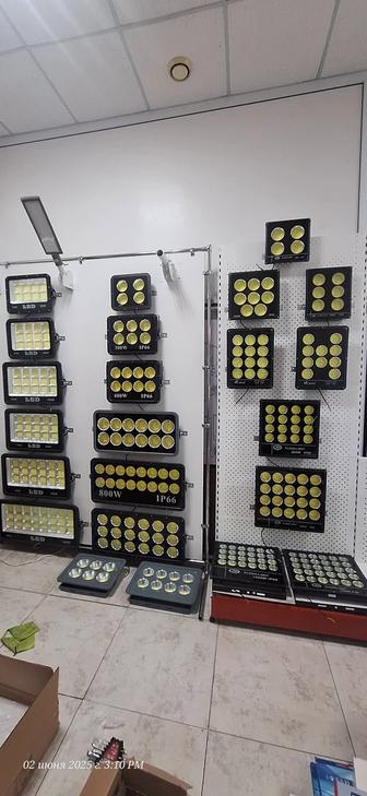 Прожекторы 50,100,200,300,400, 500, 600, 800,900,1000,1200,1500 ватт