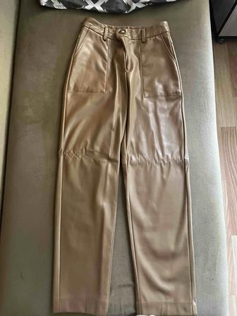 Продам кожаные брюки размер S. (42-44)