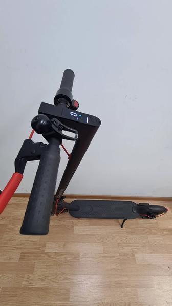 Электросамокат Xiaomi365pro оригинал