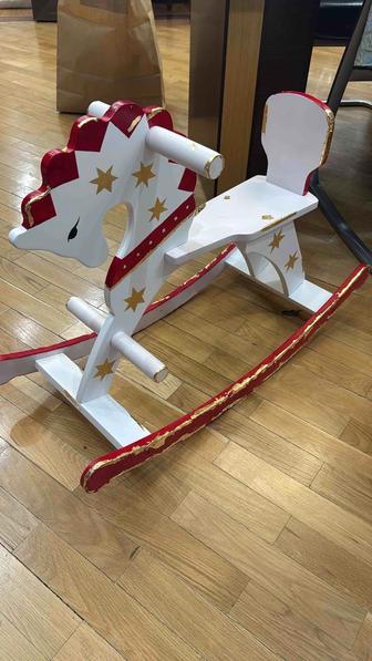 Лошадка качалка