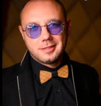 Ведущий на мероприятия