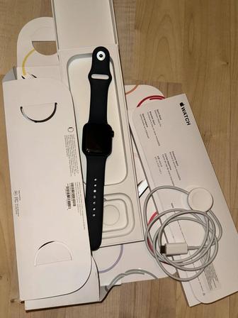 Часы Apple Watch  2 40mm 2023 года