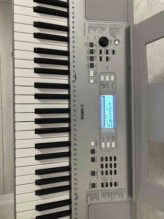 Синтезатор YAMAHA