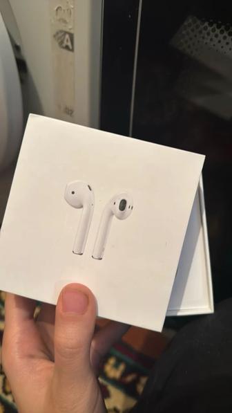 Продам AirPods оригинал