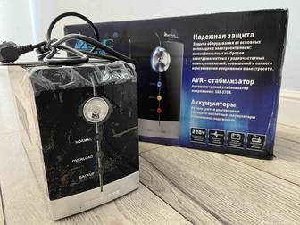 Источник бесперебойного питания SVC V-800-F