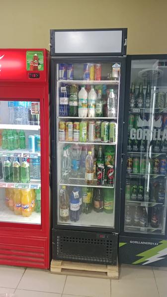 Продам холодильный шкаф