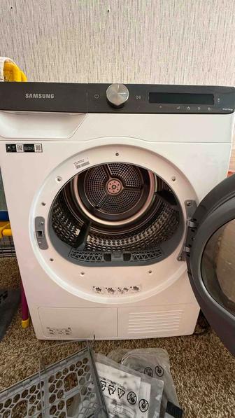 Сушильная машина Samsung DV90T5240AT/LP белый