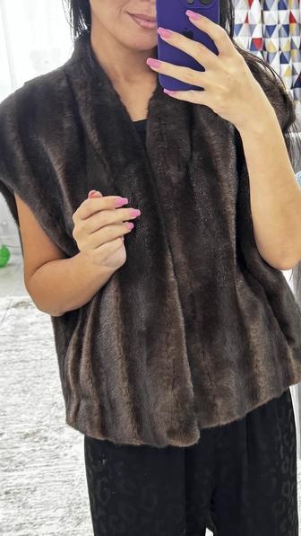 Продам жилетку норковую