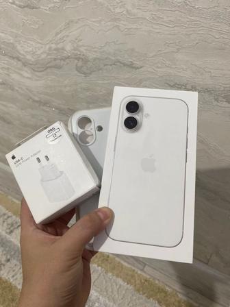 Айфон 16 256гб сатылады 2ай ұсталған тек новый почти