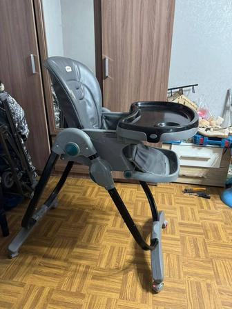 Продам стульчик для кормления