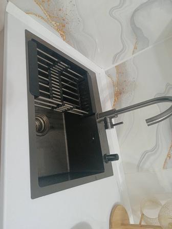 Замена смесителей, гребешок, пайка полипропилена, работы перфоратором. Итд.