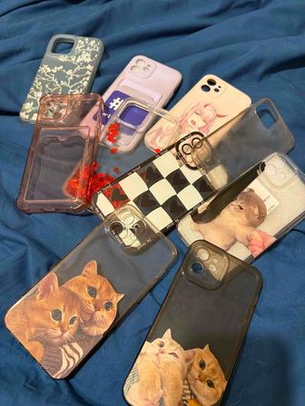 Чехлы на iPhone 12