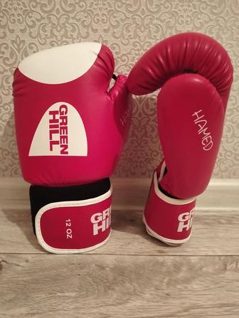 Перчатки для бокса