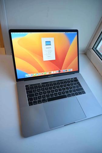 MacBook Pro 15,5 дюймов 2017 space grey