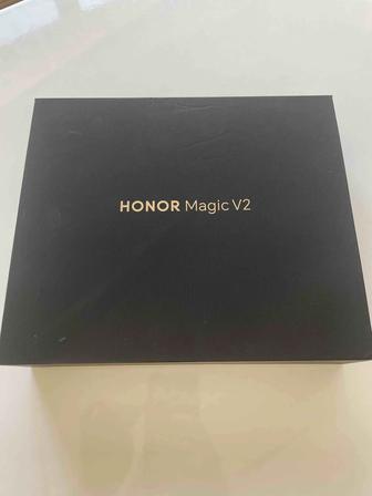 Honor Magic V2