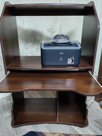 Стол компьютерный