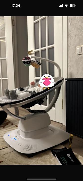 кресло-качалку 4moms mamaRoo Grey Classic