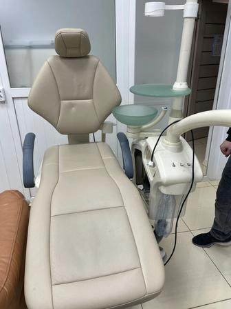 Стоматологическое кресло
