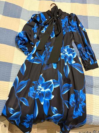 Женское платье