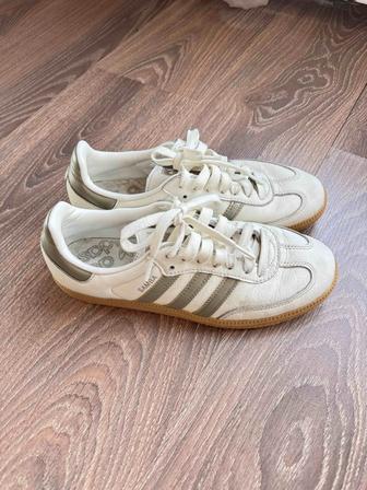 Продаю adidas samba