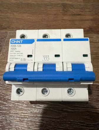 Продам автомат трехфазный