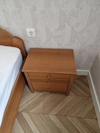 Прикроватные тумбочки