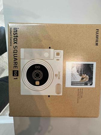 Фотоаппарат instax