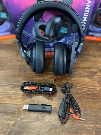 Наушники JBL Quantum 600