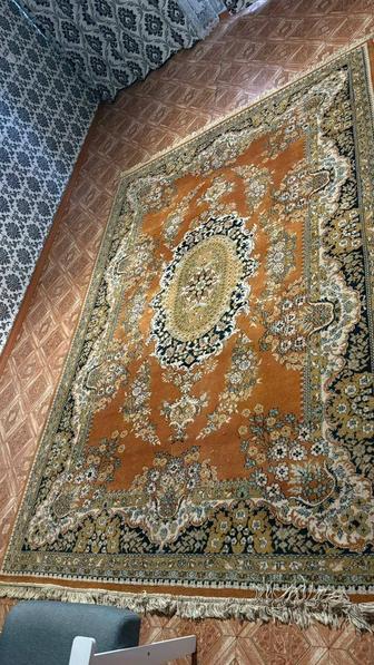 Ковер натуральный теплый толстый 100% шерсть.